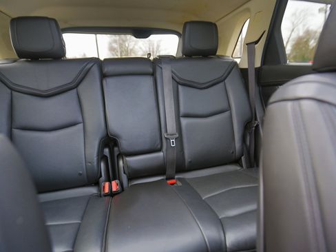 Used 2018 Cadillac XT5 Luxury w/ Driver Awareness Package image 13