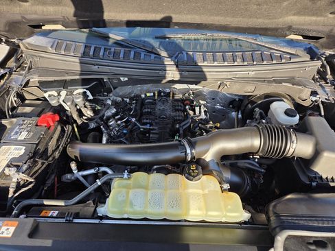 Used 2021 Ford Expedition Platinum image 30