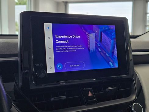 Used 2023 Toyota Corolla Cross L image 26