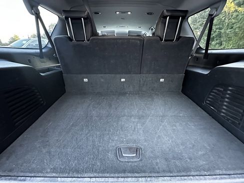 Used 2020 GMC Yukon XL Denali image 24
