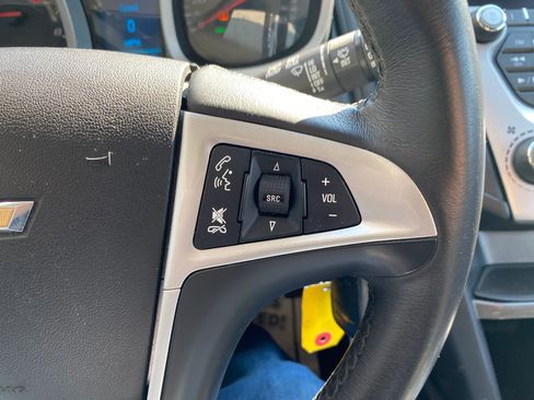 Used 2017 Chevrolet Equinox LT w/ Convenience Package AWD/4WD image 16