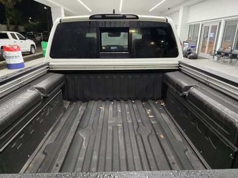 Used 2024 Nissan Titan Platinum Reserve w/ Moonroof Package image 11