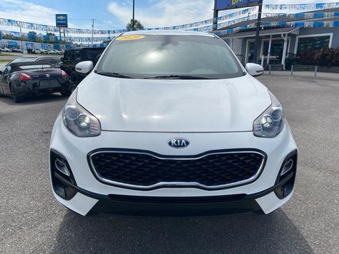 Used 2020 Kia Sportage LX w/ LX Popular Package AWD/4WD image 2