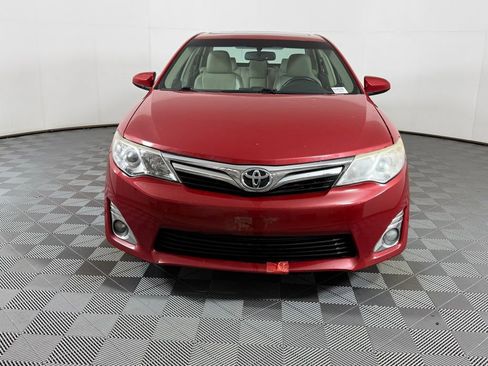 Used 2014 Toyota Camry L image 7