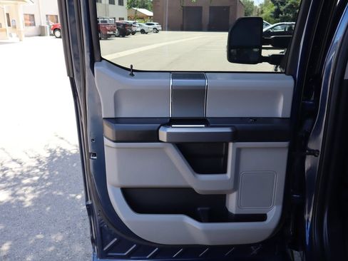 Used 2019 Ford F150 XLT w/ Equipment Group 302A Luxury AWD/4WD image 24