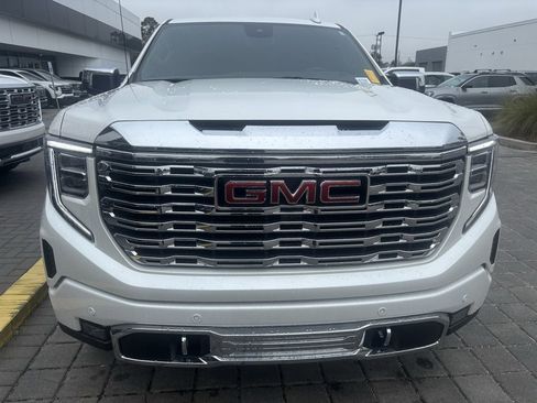 Used 2025 GMC Sierra 1500 Denali image 8