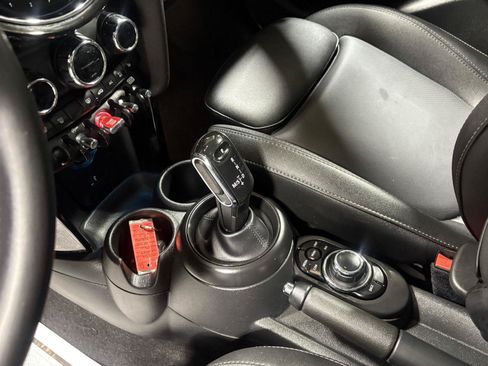 Used 2024 MINI Cooper S FWD image 4