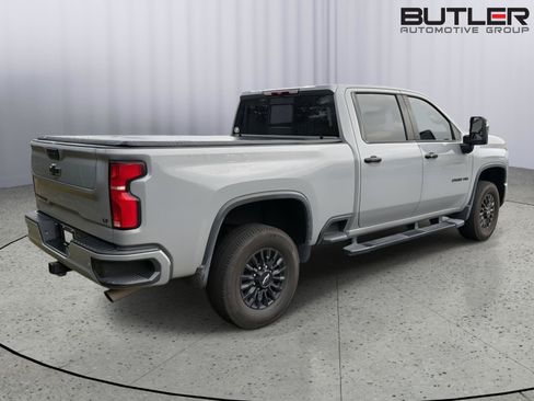 Used 2024 Chevrolet Silverado 2500 LT w/ Z71 Sport Edition AWD/4WD image 7