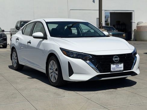 Used 2025 Nissan Sentra S FWD image 4