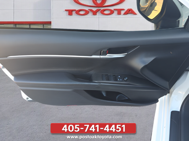 Used 2023 Toyota Camry SE FWD image 13