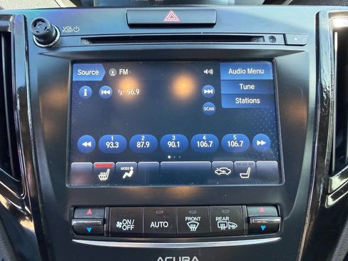 Used 2018 Acura TLX V6 SH-AWD image 27