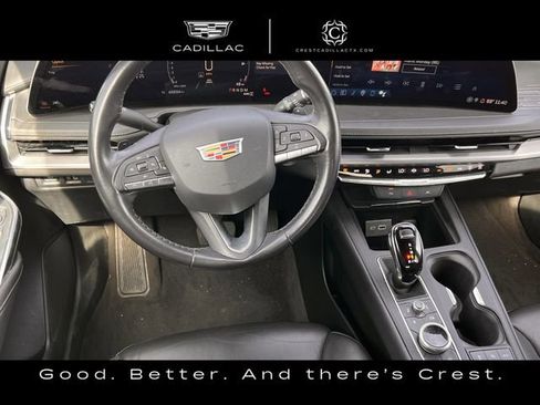 Used 2024 Cadillac XT4 Premium Luxury image 15