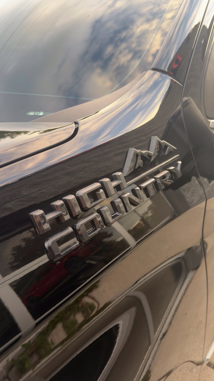 Used 2023 Chevrolet Silverado 1500 High Country AWD/4WD image 10