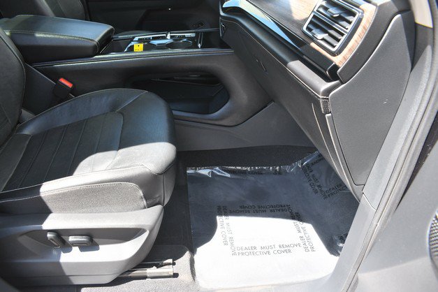 Used 2024 Volkswagen Atlas SEL AWD/4WD image 26