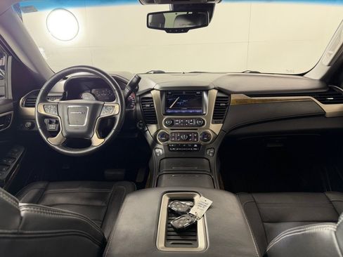 Used 2016 GMC Yukon Denali AWD/4WD image 27
