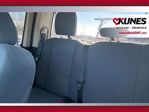 Used 2018 RAM 1500 Express image 30