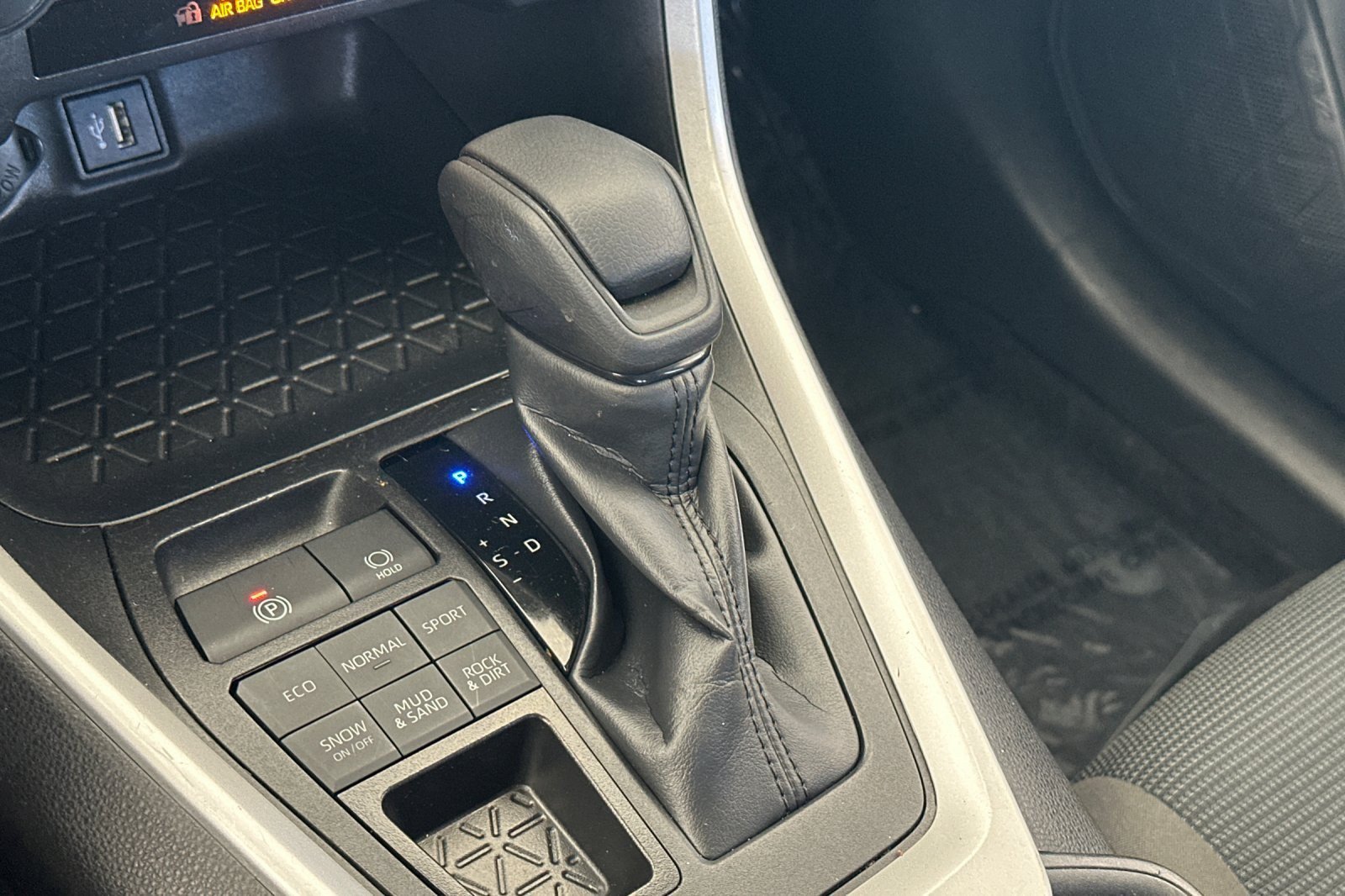 Certified 2025 Toyota RAV4 LE AWD/4WD image 20