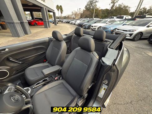 Used 2016 Volkswagen Beetle 1.8T S FWD image 25