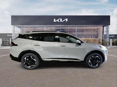 New 2026 Kia Sportage SX FWD image 9