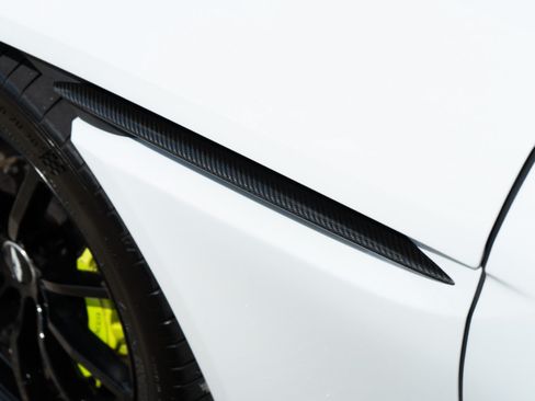 Used 2019 Aston Martin DB11 AMR RWD image 29
