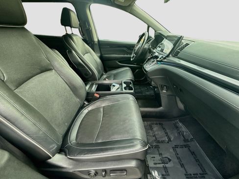 Certified 2022 Honda Odyssey Elite image 30