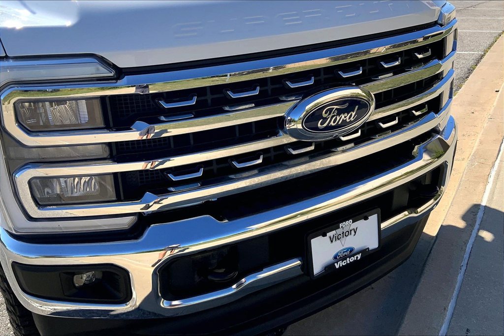 Used 2024 Ford F350 Lariat w/ Camper Package AWD/4WD image 27