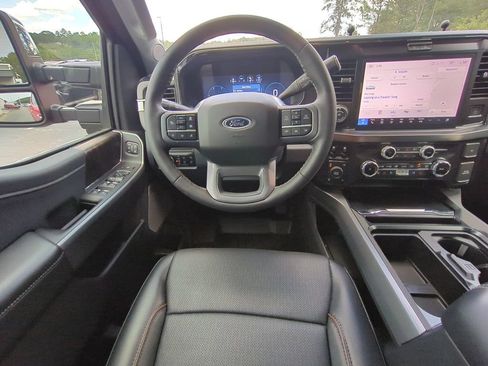 Used 2026 Ford F250 Lariat w/ Lariat Premium Package AWD/4WD image 19