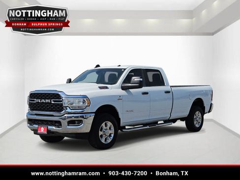 Used 2024 RAM 3500 Big Horn AWD/4WD image 3