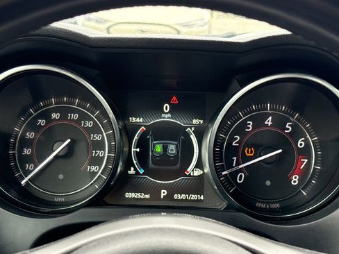 Used 2016 Jaguar F-TYPE Convertible image 17