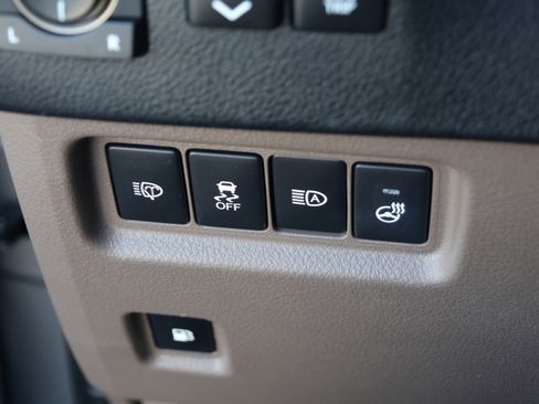 Certified 2021 Lexus GX 460 Luxury w/ Accessory Package image 16