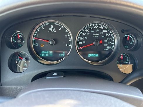 Used 2014 GMC Yukon XL Denali AWD/4WD image 27