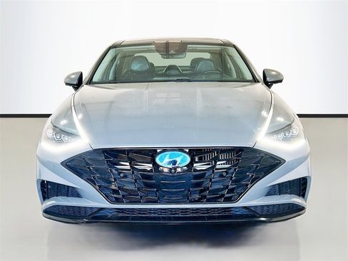 Used 2021 Hyundai Sonata Limited image 2
