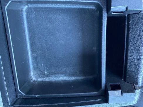 Used 2024 GMC Canyon Elevation w/ Convenience Package image 27