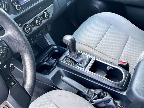 Used 2020 Toyota Tacoma SR w/ SR Convenience Package RWD image 15