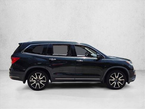 Used 2019 Honda Pilot Touring image 4