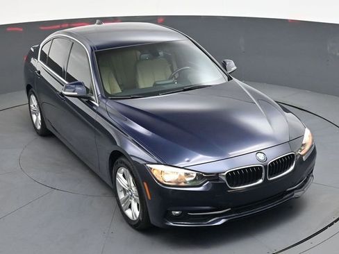 Used 2017 BMW 330i Sedan image 32