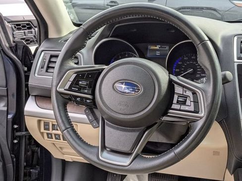 Used 2018 Subaru Outback 2.5i Limited AWD/4WD image 17