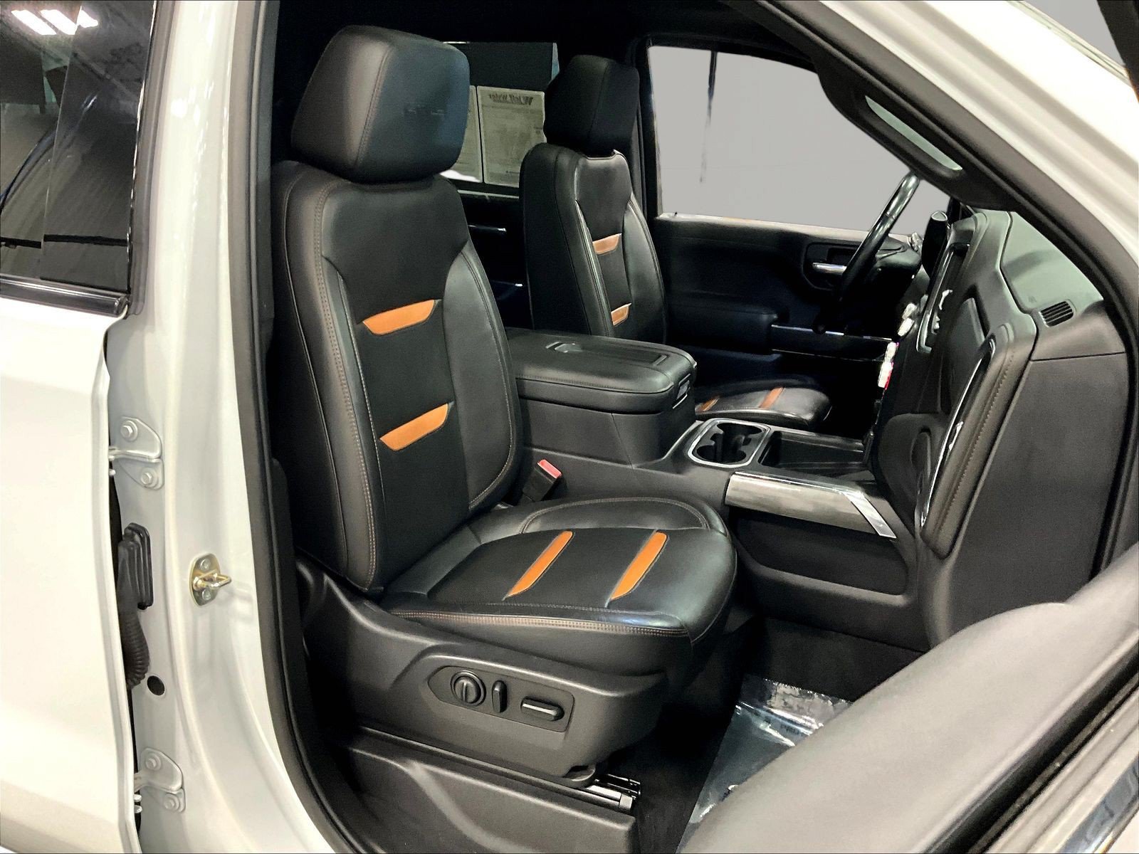 Used 2020 GMC Sierra 1500 AT4 w/ AT4 Premium Package AWD/4WD image 30