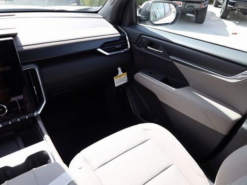 New 2025 GMC Acadia Elevation w/ Super Cruise Package image 21