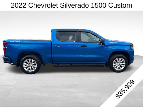 Used 2022 Chevrolet Silverado 1500 Custom image 2