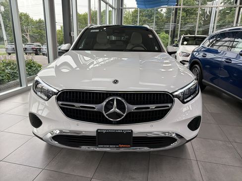 Used 2026 Mercedes-Benz GLC 300 4MATIC image 3