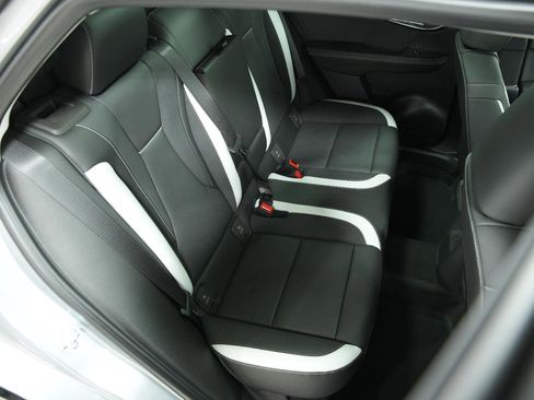 New 2025 Buick Envision Sport Touring image 16