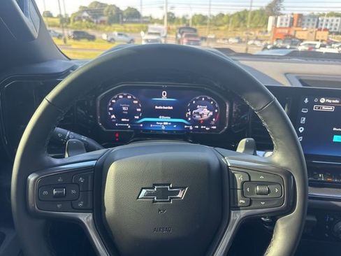 Used 2026 Chevrolet Silverado 1500 ZR2 image 21