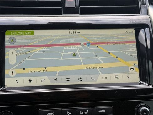 Used 2019 Land Rover Discovery HSE Luxury image 27