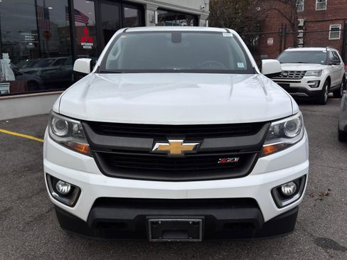 Used 2015 Chevrolet Colorado Z71 image 2