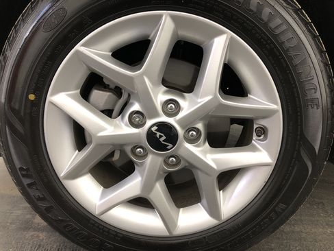 Certified 2023 Kia Soul S image 20