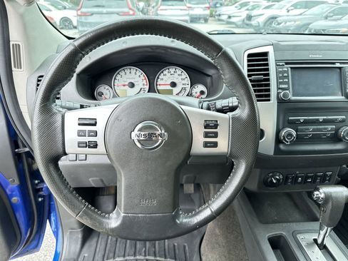 Used 2015 Nissan Xterra PRO-4X w/ Pro-4x Leather Package image 18