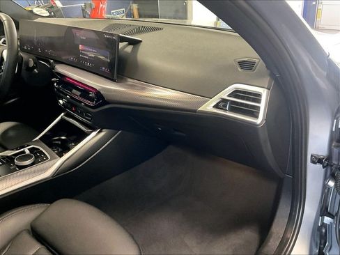 Used 2025 BMW 330i xDrive Sedan AWD/4WD image 13