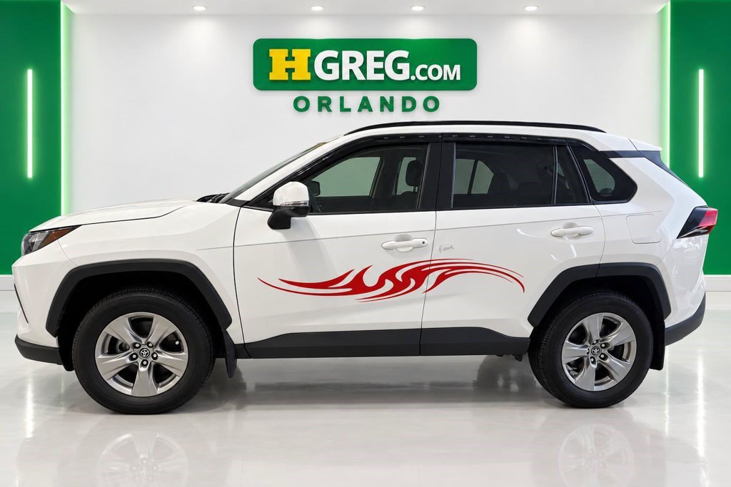 Used 2024 Toyota RAV4 XLE w/ Convenience Package FWD image 8