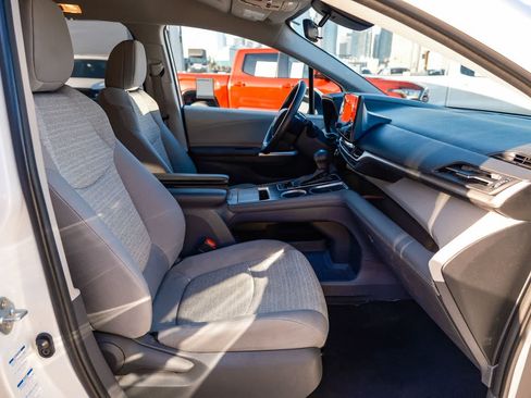 Certified 2021 Toyota Sienna LE AWD/4WD image 18